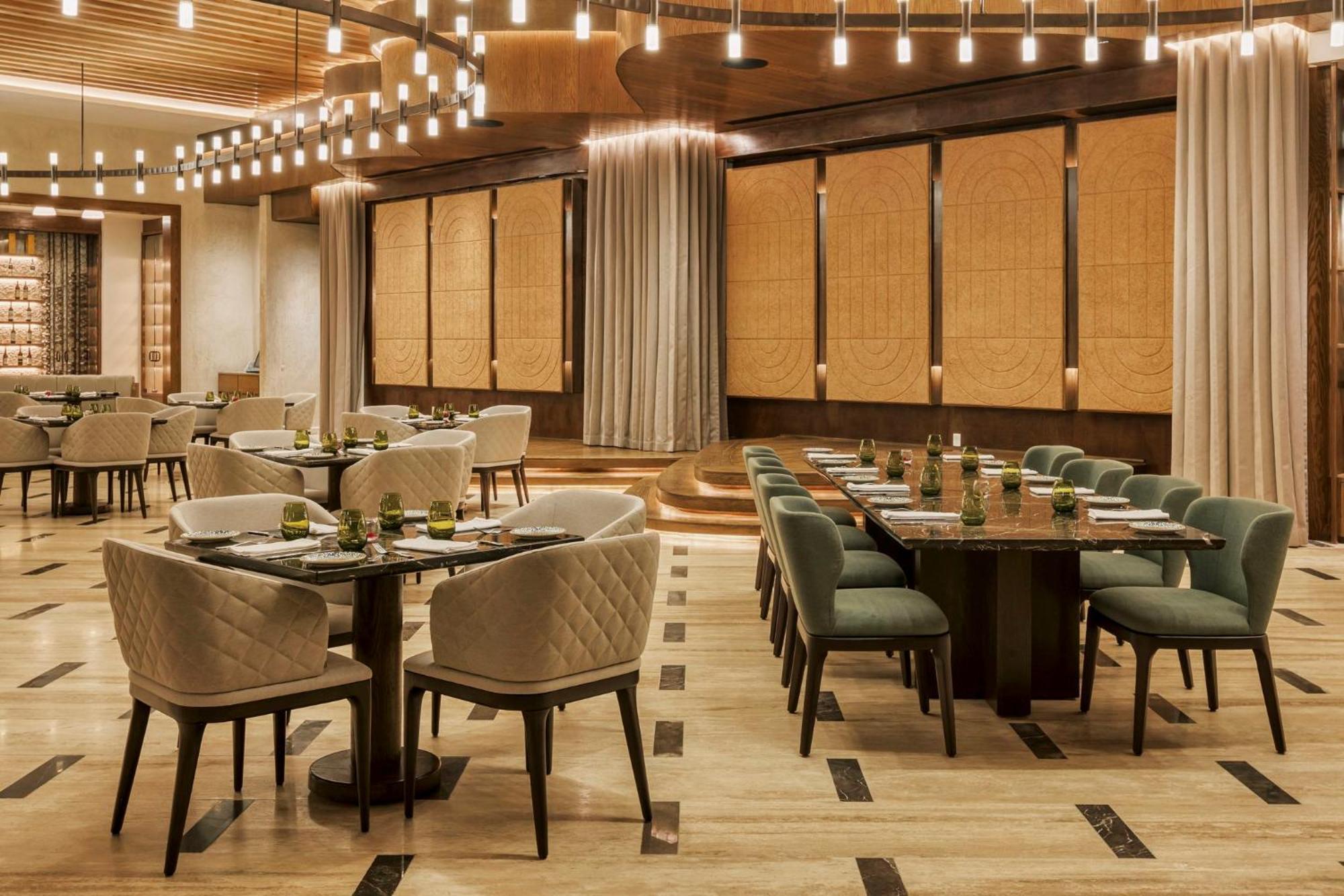Grand Fiesta Americana Coral Beach Канкун Экстерьер фото The interior of the restaurant